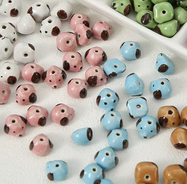 可愛い陶磁器ビーズ