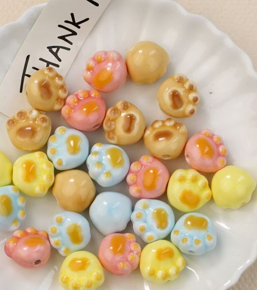 可愛い陶磁器ビーズ