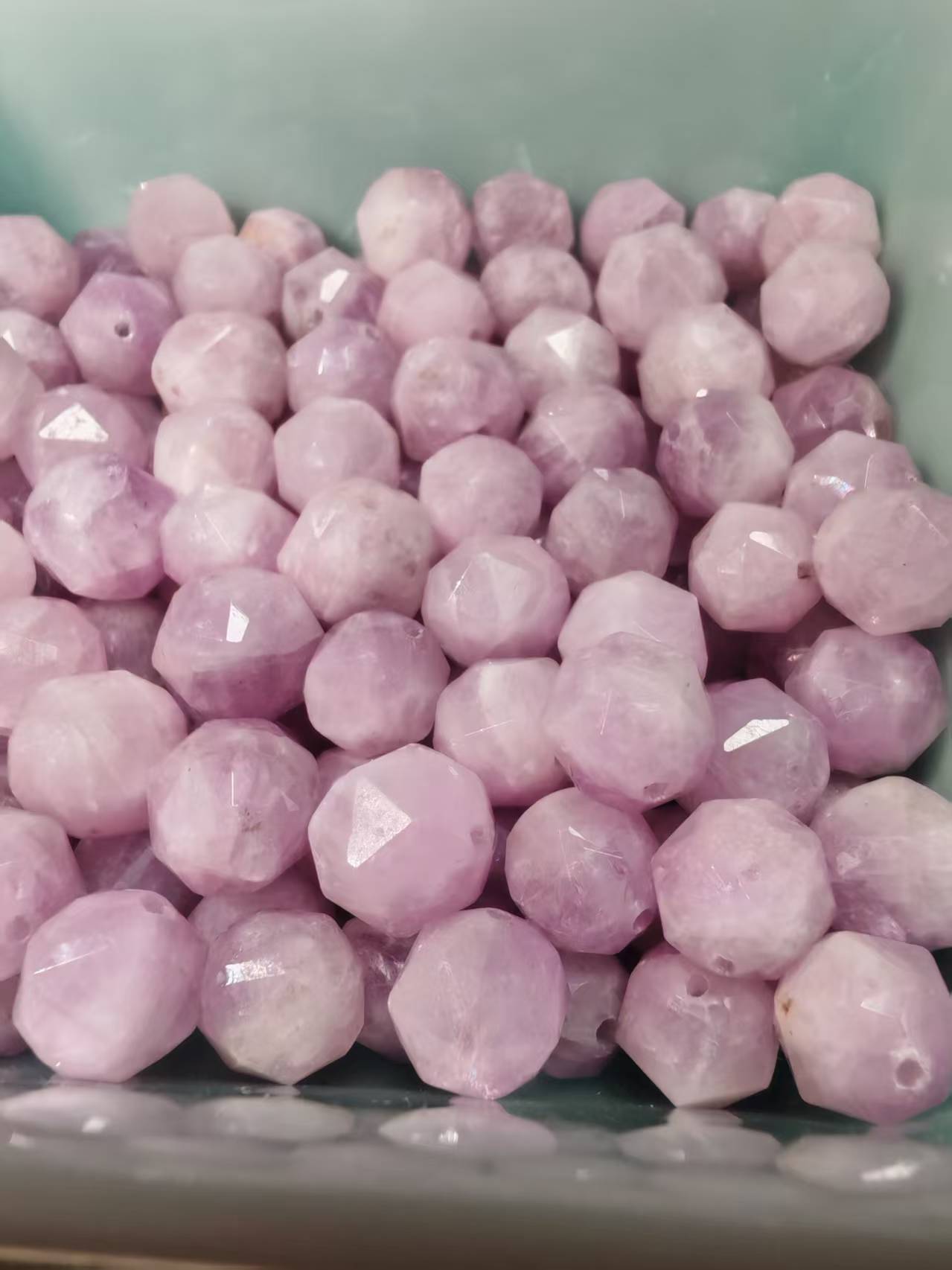 天然石原石ビーズと色んな形石