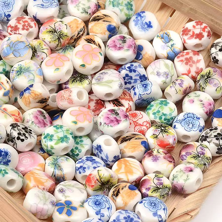 可愛い陶磁器ビーズ